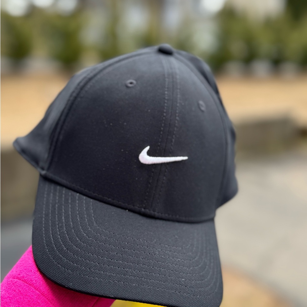 NWOT Nike Black Club Cap L/XL Adult Dri-Fit 100% Polyester